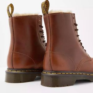 Dr. Martens 1460 Serena Boot faux fur inside